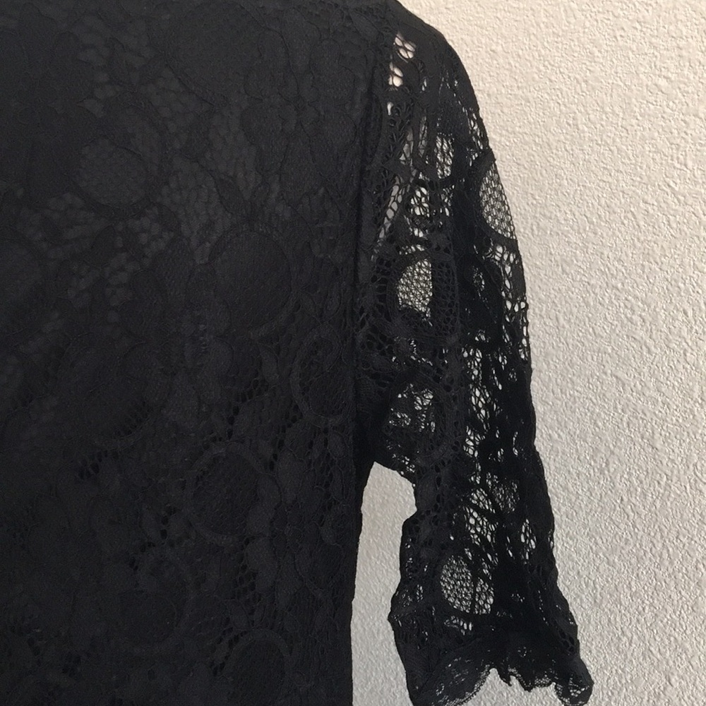 Plus Size Lace V neck cocktail dress Black - Picture 4 of 9